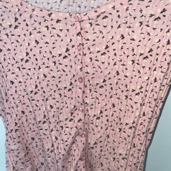 Target Pink Pattern Top - Picture 4 of 4